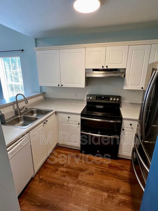 3 Bedroom home for rent - pet friendly property image