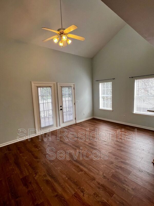 3 Bedroom home for rent - pet friendly property image