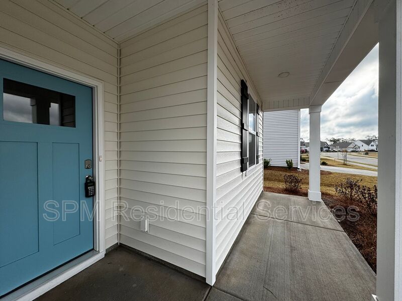 Spacious 4 Bedroom Home with great amenities! property image