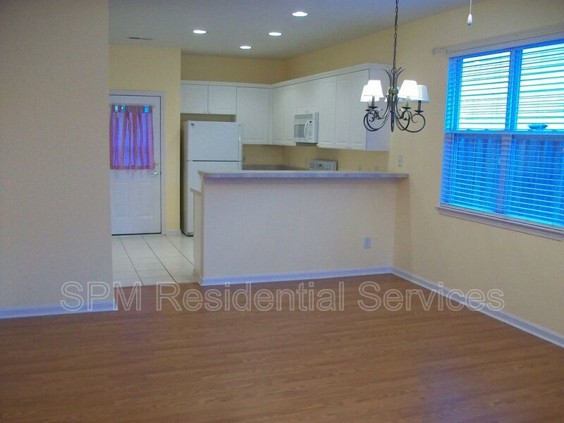 The Arbors at Westgate - Sidewalk lined streets within walking distance to shops/restaurants. property image