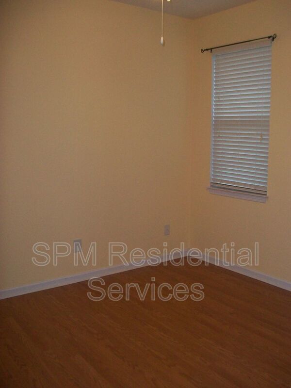 The Arbors at Westgate - Sidewalk lined streets within walking distance to shops/restaurants. property image
