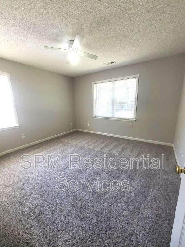 Fenced in backyard - One story house in Lanvale Trace property image