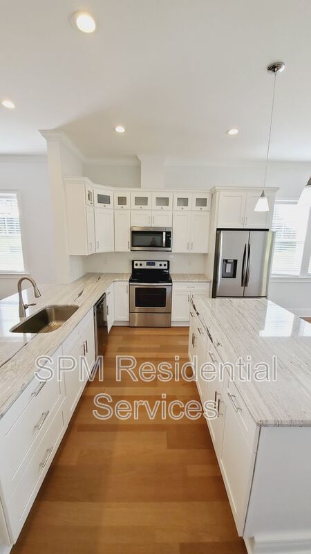 4 Bedroom Home in Summerhouse on Everett Bay property image