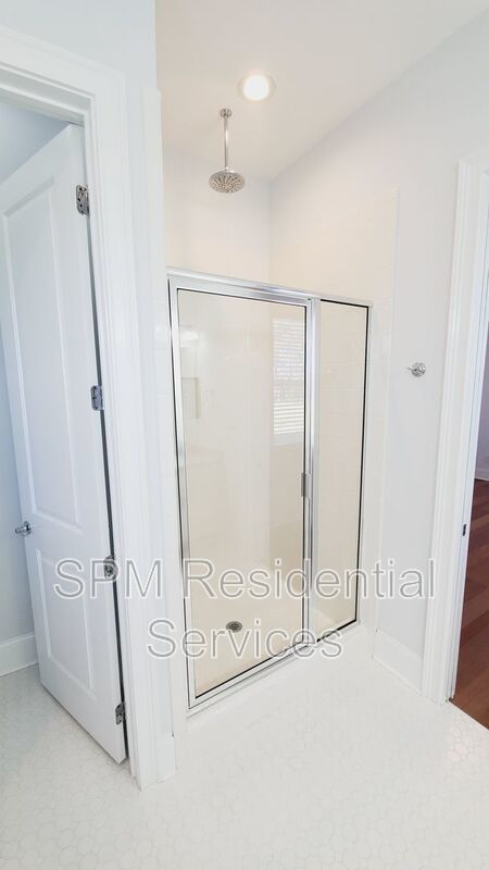 4 Bedroom Home in Summerhouse on Everett Bay property image