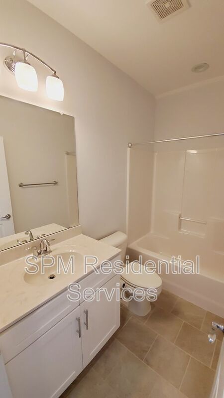 4 Bedroom Home in Summerhouse on Everett Bay property image