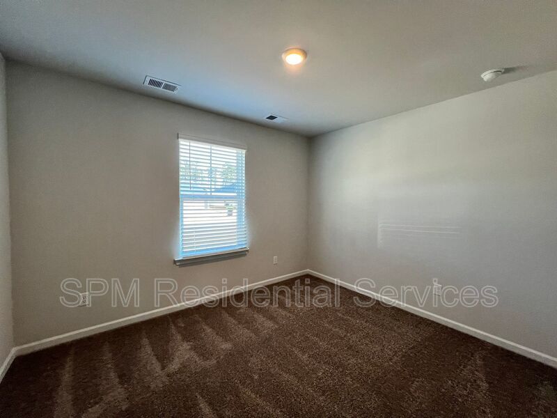 Open Concept Floorplan, Great Amenities! property image