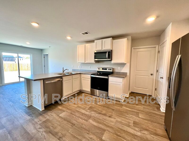 Open Concept Floorplan, Great Amenities! property image