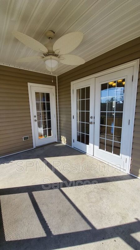 4 Bedroom in Beautiful neighborhood in Courtney Pines property image