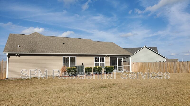 4 Bedroom in Beautiful neighborhood in Courtney Pines property image