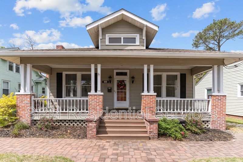 Beautiful Historic Bungalow! property image