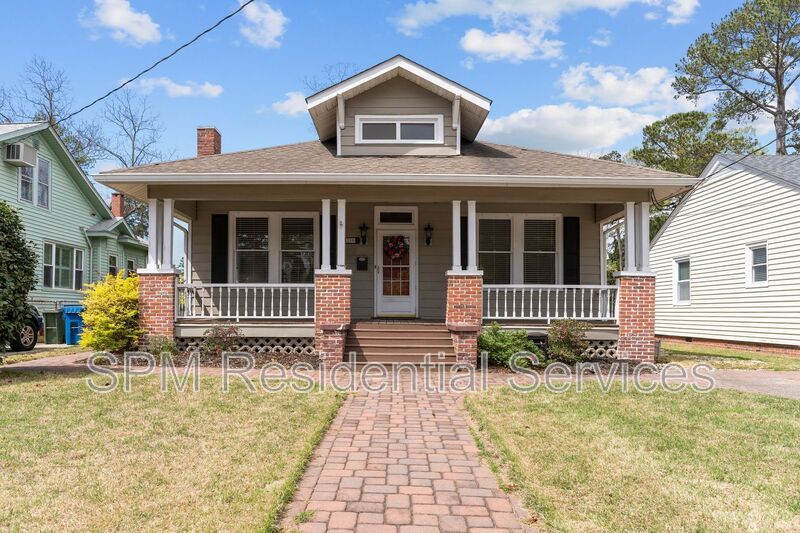 Beautiful Historic Bungalow! property image