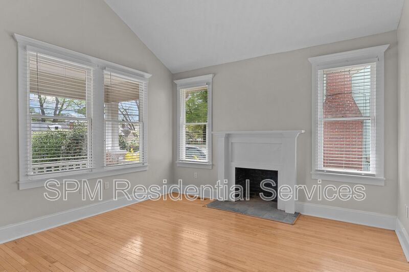 Beautiful Historic Bungalow! property image