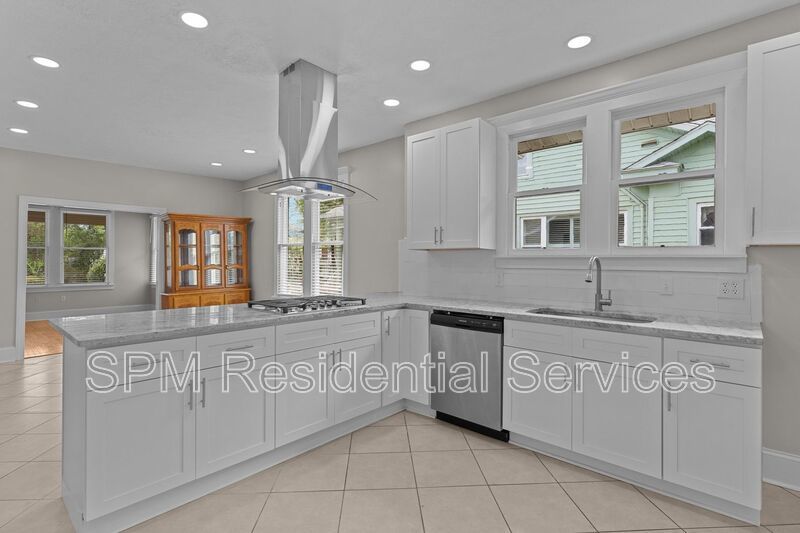 Beautiful Historic Bungalow! property image