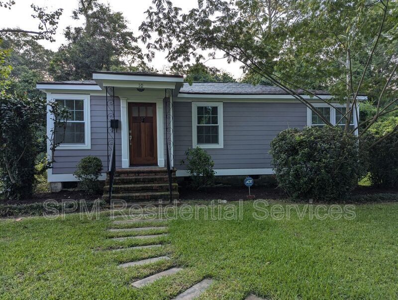 Huge Yard, 3 bedrooms! property image
