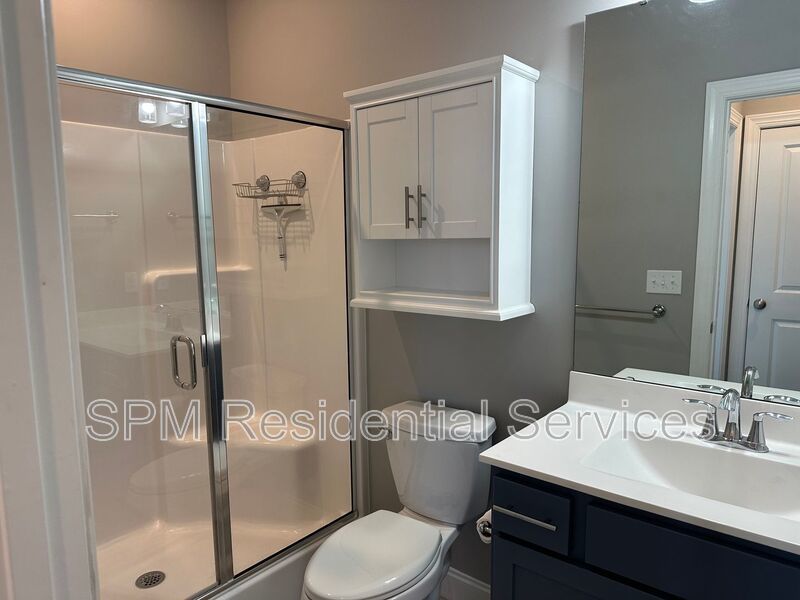 4 Bedroom 2 Story Beautiful Home with Community Pool property image