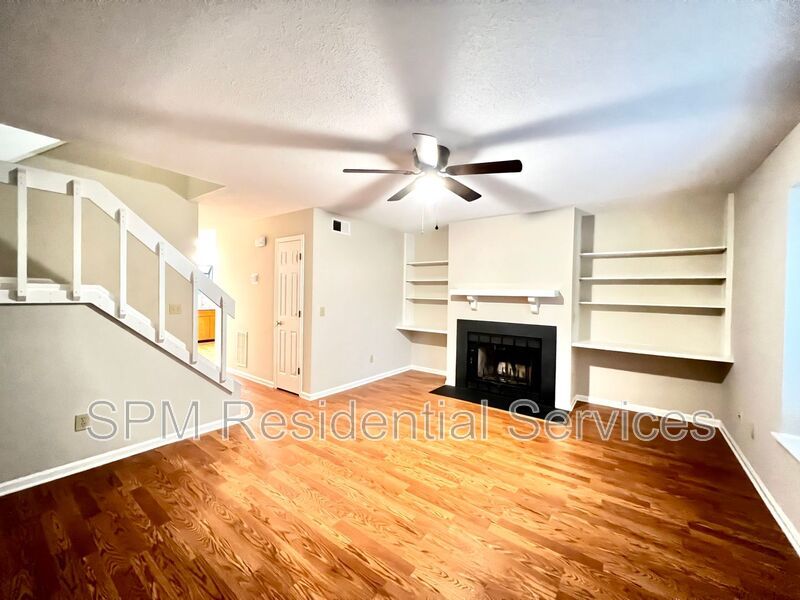 2 Bedroom Condo with Fenced in Back Patio & Community Pool property image