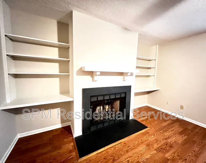 2 Bedroom Condo with Fenced in Back Patio & Community Pool property image