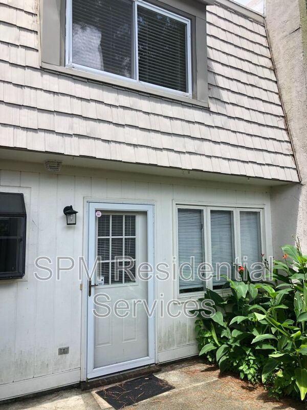 2 Bedroom Condo with Fenced in Back Patio & Community Pool property image