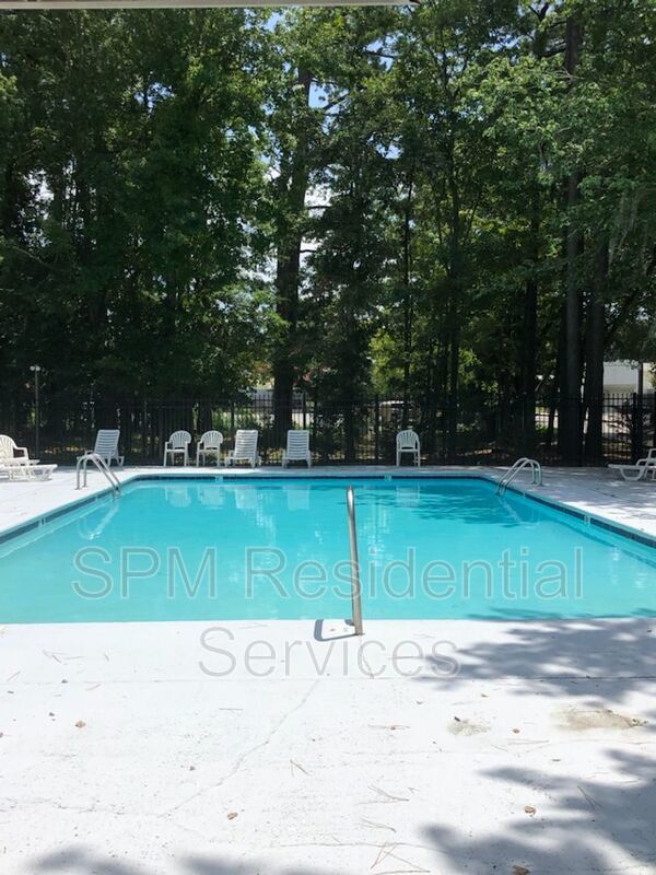 2 Bedroom Condo with Fenced in Back Patio & Community Pool property image