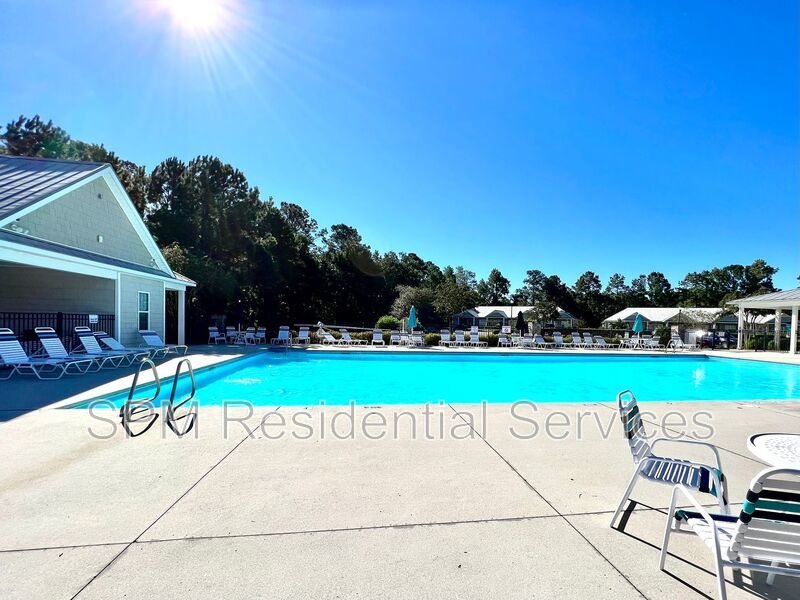 Fenced Yard, Community Pool, Clubhouse - Tylers Cove @ Mallory Creek property image