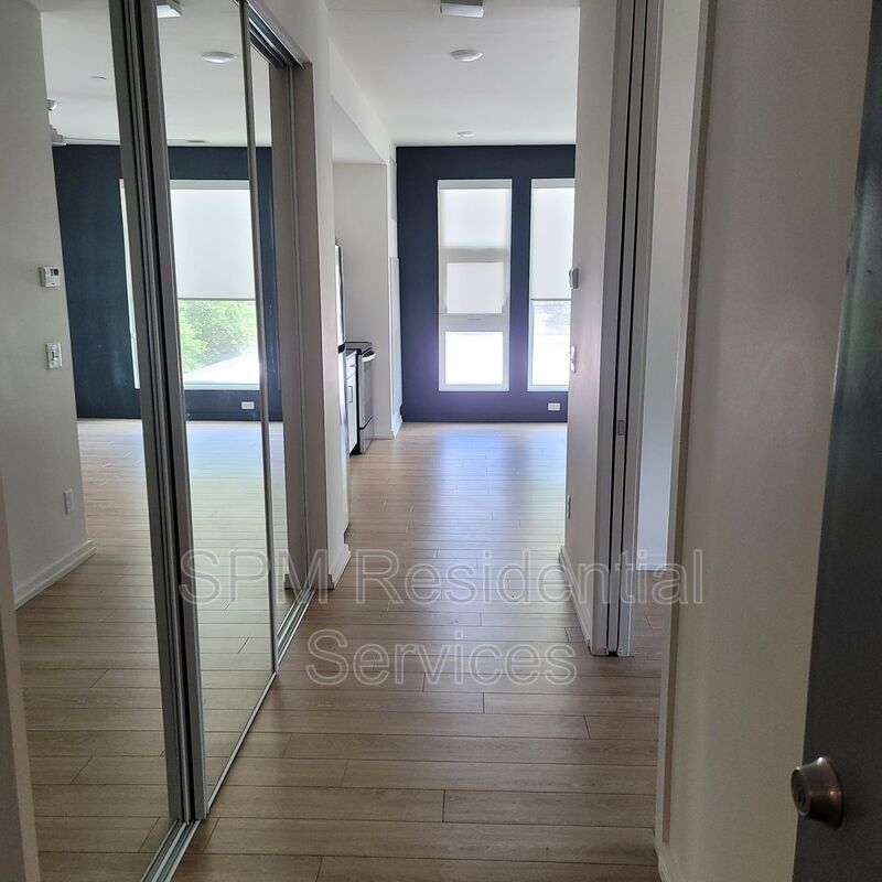 3rd Floor, Corner Unit, Close to CFCC property image