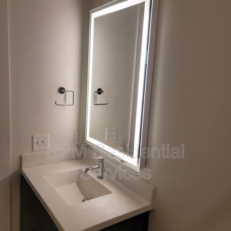 2nd Floor Castle Street, Close to CFCC property image