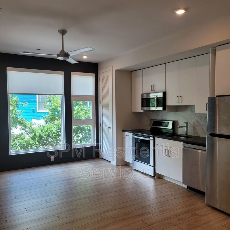 True Studio Downtown Wilmington, First Floor, Modern Design property image
