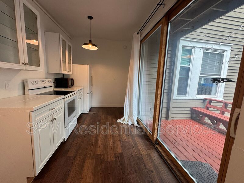 Historic Downtown Wilmington 1 Bed/1 Bath - 1 Mile from the Cape Fear Riverfront property image