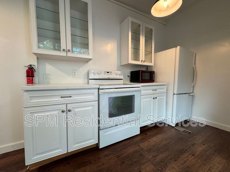 Historic Downtown Wilmington 1 Bed/1 Bath - 1 Mile from the Cape Fear Riverfront property image