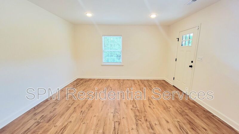 3 Bedroom Home Close To UNCW! property image