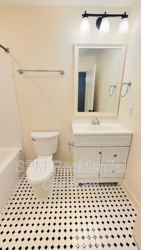 3 Bedroom Home Close To UNCW! property image