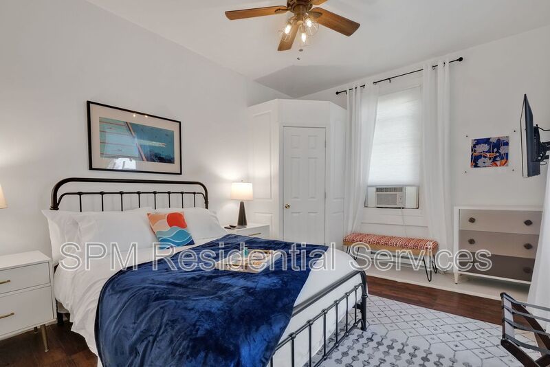 Historic Downtown Wilmington 1 Bed/1 Bath - 1 Mile from the Cape Fear Riverfront property image