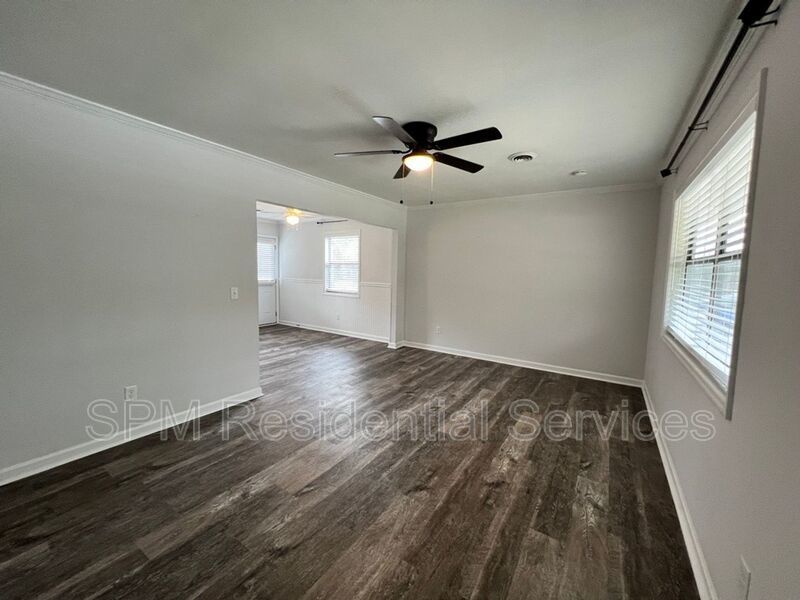 2 Bedroom Home on North End Downtown property image