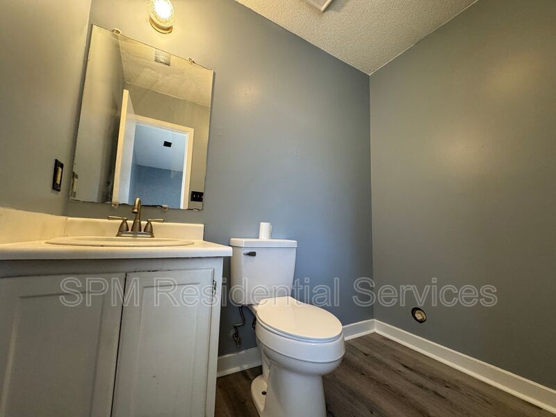 Castle Hayne - 3 Bed/1.5 Bath - Single Story Home, Large Fenced In Yard, Bonus Storage Shed property image