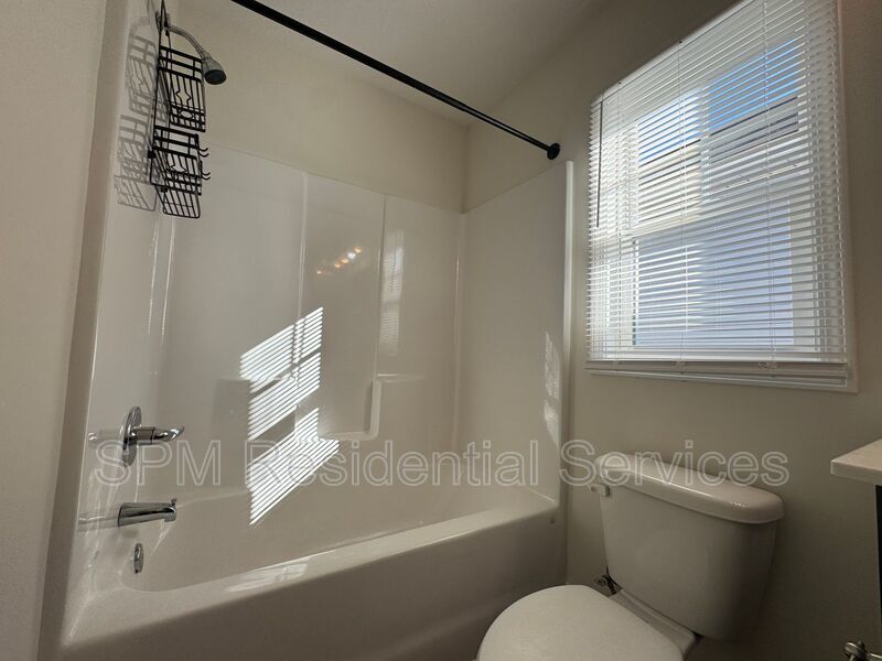 Southside Downtown Wilmington - Two Story Home, Open Concept, Luxury Vinyl Plank Flooring property image