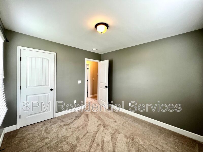 4 Bedroom/ 2.5 Bathrooms in Beautiful neighborhood in Rocky Point property image