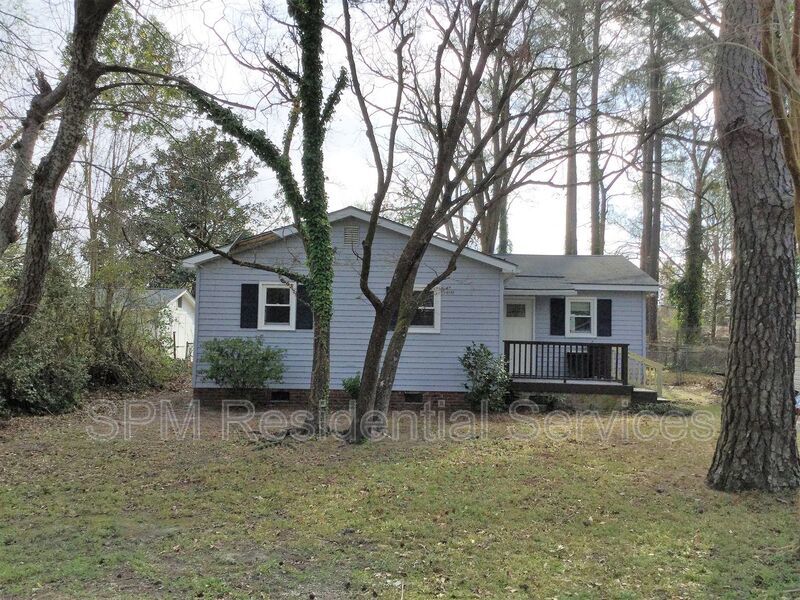 No HOA, Large primary bedroom. property image