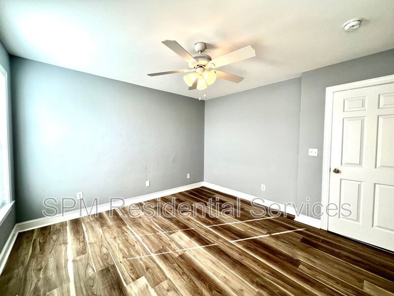 3 Bedroom 2 1/2 Bath Townhome in Hampstead property image