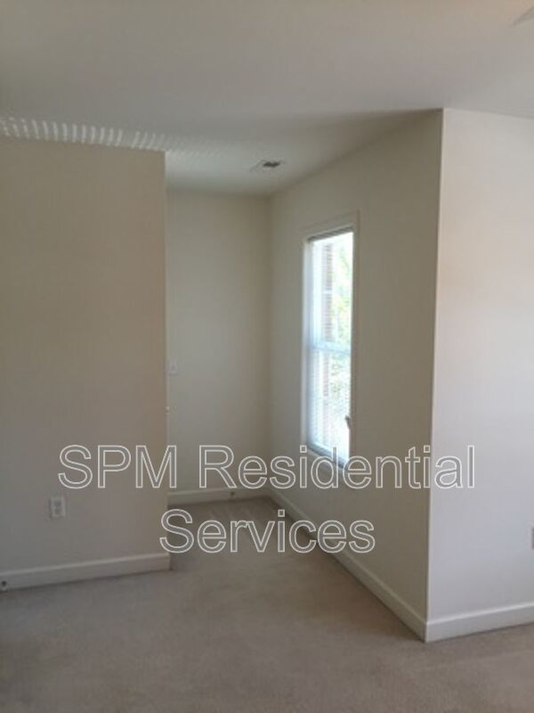 Townhouse, Close to UNCW property image