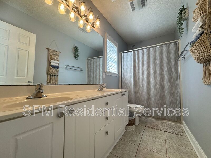 Kirkwood - Open Concept, Fully Fenced Backyard, Near Carolina Beach property image