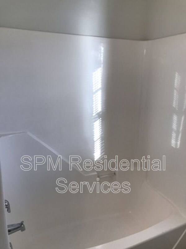 Townhome, Walk to UNCW, Backs to Wooded Area property image