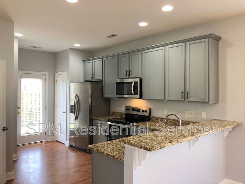 3 Bedroom in Beautiful neighborhood in the woods at Murrayville property image