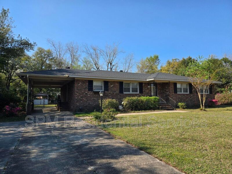 3 Bedroom Brick Home For Rent, Small dog permitted property image