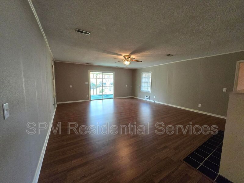 3 Bedroom Brick Home For Rent, Small dog permitted property image