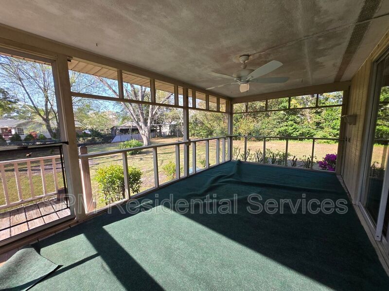 3 Bedroom Brick Home For Rent, Small dog permitted property image