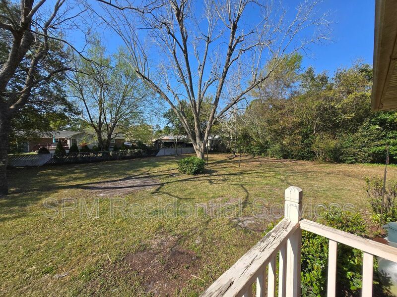 3 Bedroom Brick Home For Rent, Small dog permitted property image