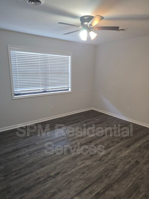 2 Bedroom Home on North End Downtown property image