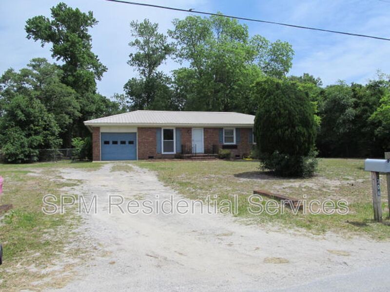 Fenced in yard, Minutes to shopping, restaurant, and I140 property image