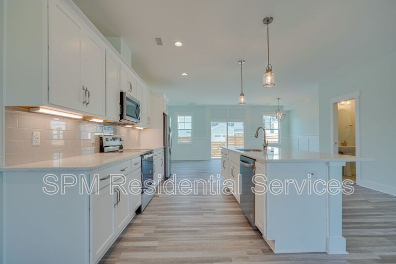 Riverlights - Two Story Townhome, Washer and Dryer Included property image