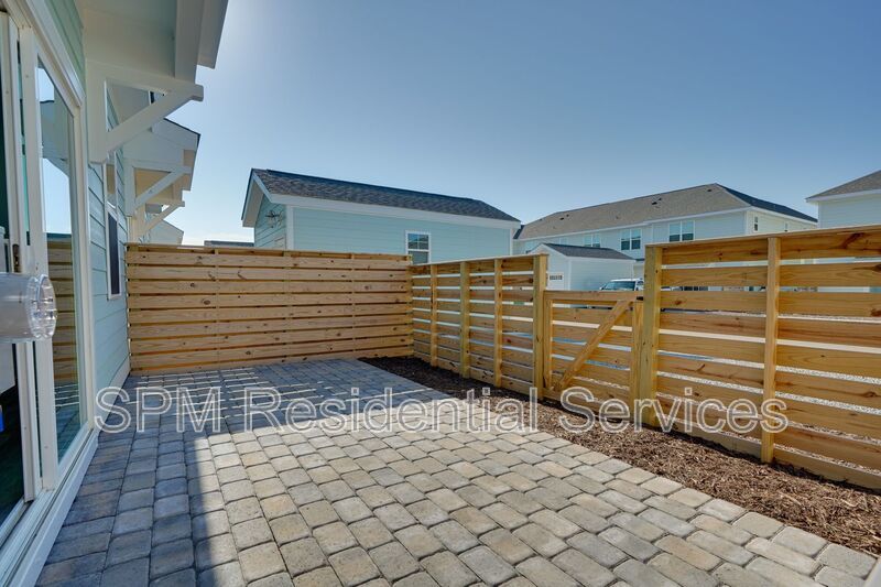 Riverlights - Two Story Townhome, Washer and Dryer Included property image